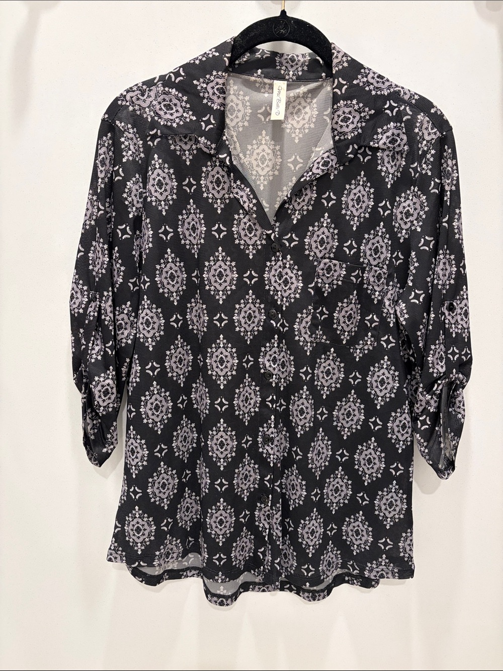Lightweight Black & White Printed Button-Up Blouse